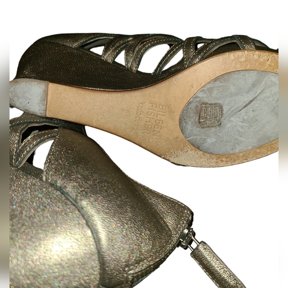 EILEEN FISHER Vero Cuoio Cage Strappy Pewter Zip Heel 3" Wedges Size 8.5 - Picture 4 of 14